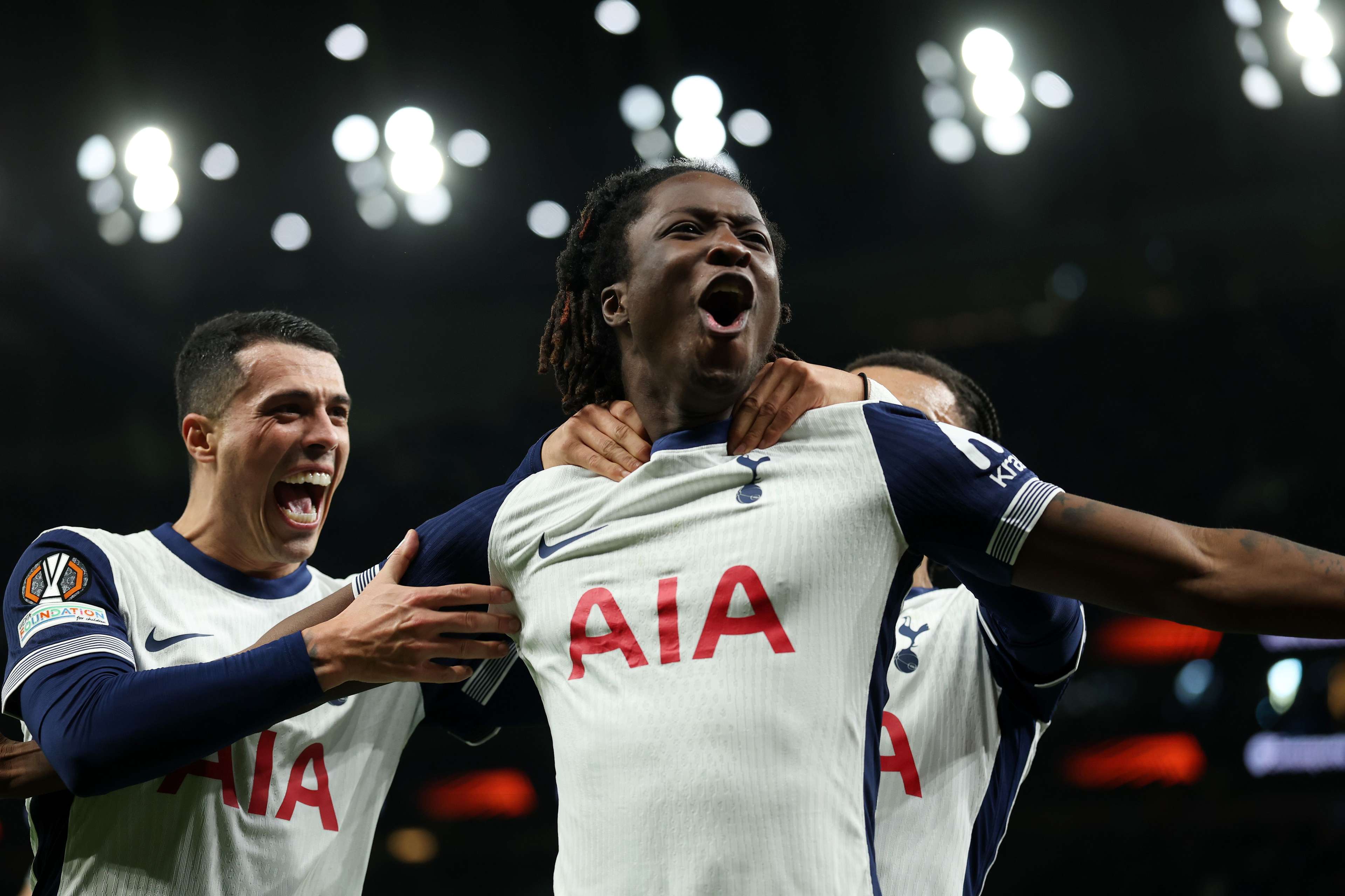 提供了场地 提供了场地